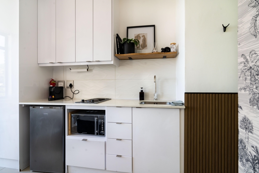 1 Bedroom Property for Sale in Gardens Western Cape